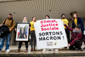 Sortons Macron