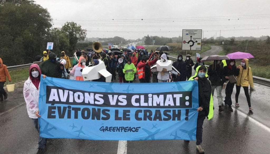 Marche sur l'aéroport Nantes